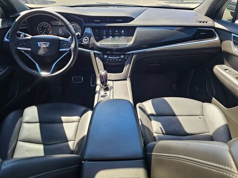 Used 2022 Cadillac XT6 Sport AWD/4WD image 9