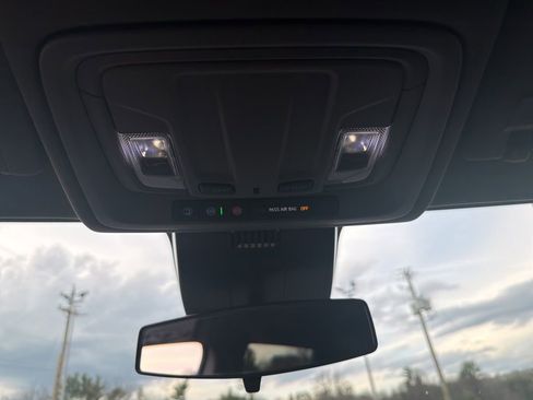 Used 2023 Chevrolet Silverado 1500 LT image 41