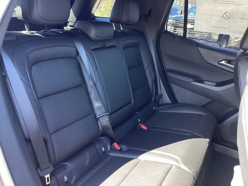 New 2026 Chevrolet Equinox LT w/ Convenience Package II image 33