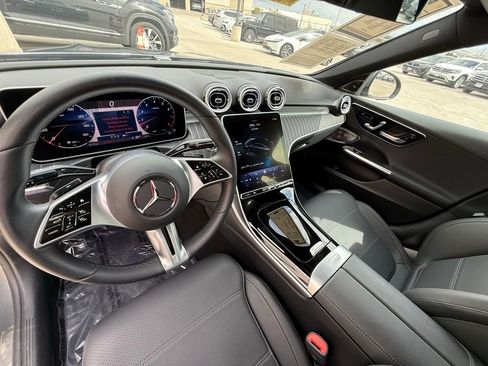 Used 2025 Mercedes-Benz C 300 Sedan image 14