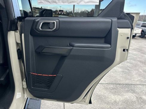 New 2025 Ford Bronco Raptor image 16