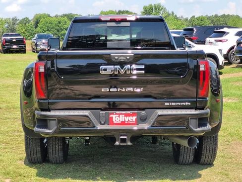 New 2026 GMC Sierra 3500 Denali Ultimate AWD/4WD image 6