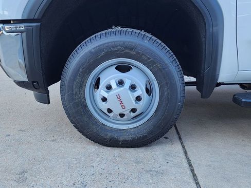 New 2026 GMC Sierra 3500 Pro w/ Convenience Package image 52