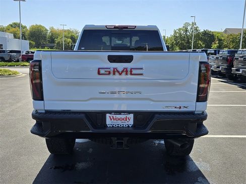 New 2026 GMC Sierra 2500 AT4X image 7
