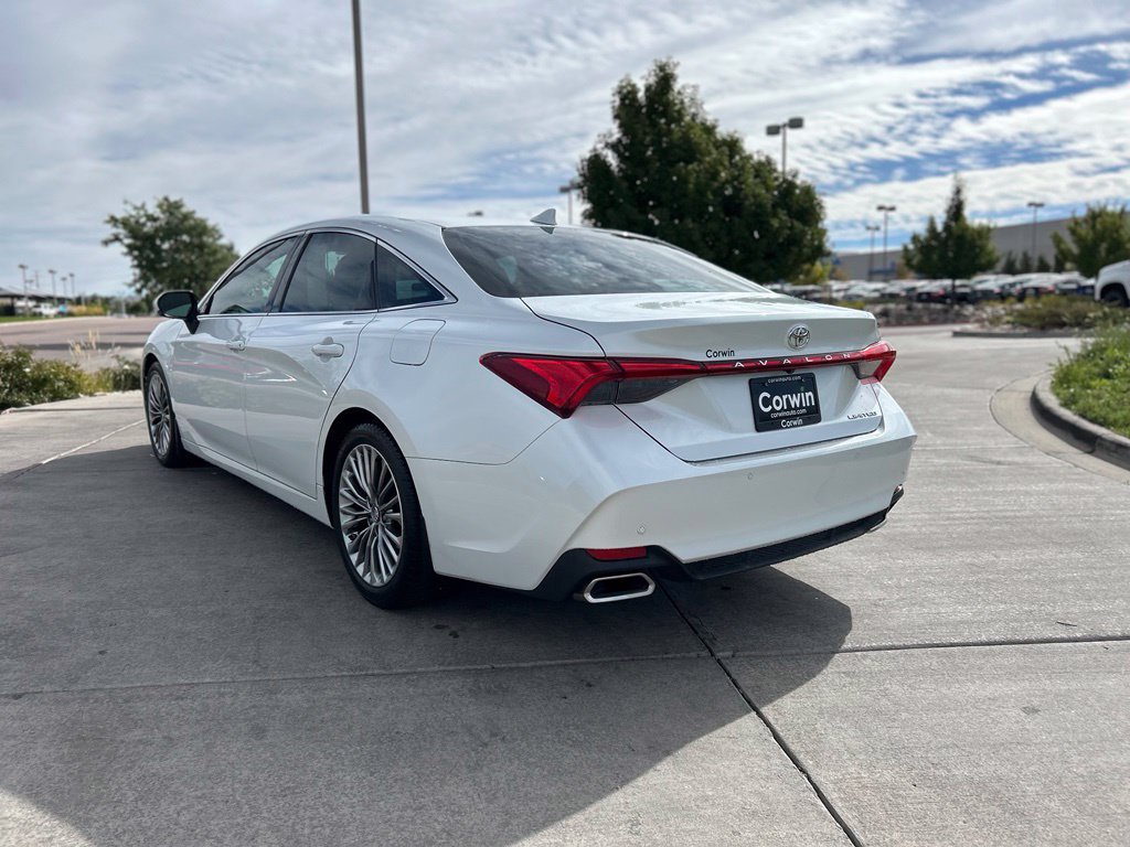 Used 2019 Toyota Avalon Limited w/ Advanced Safety Package FWD image 6