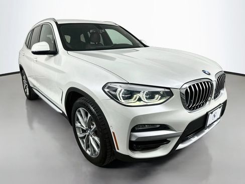 Used 2018 BMW X3 xDrive30i w/ Executive Package AWD/4WD image 3