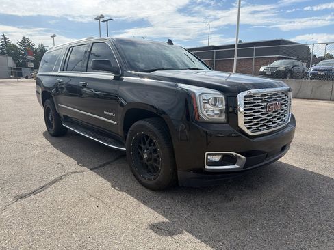 Certified 2019 GMC Yukon XL Denali AWD/4WD image 11