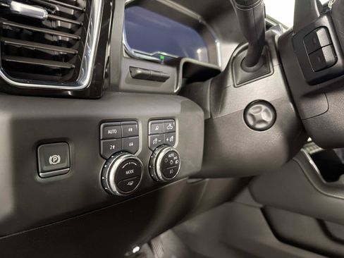 Used 2025 GMC Sierra 1500 Denali Ultimate AWD/4WD image 43