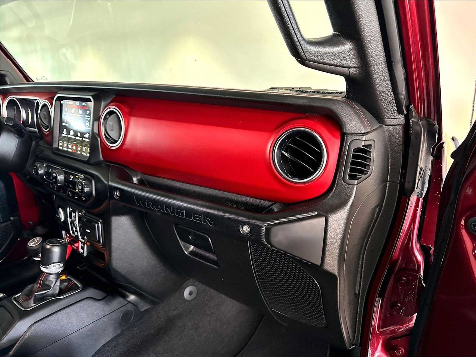 Used 2021 Jeep Wrangler Unlimited Rubicon AWD/4WD image 23