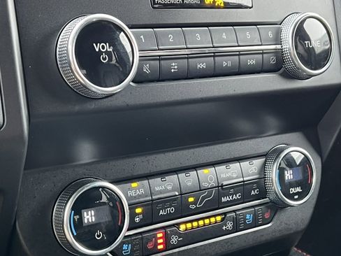 Certified 2020 Ford Expedition Limited w/ Equipment Group 303A image 24