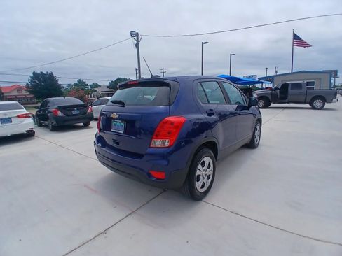 Used 2017 Chevrolet Trax LS FWD image 5