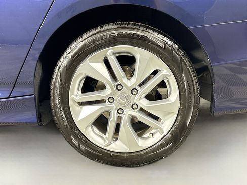Used 2019 Honda Accord LX image 37