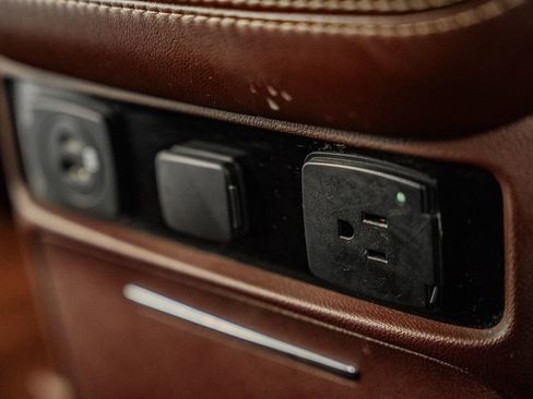 Used 2021 Lincoln Navigator L Black Label w/ Special Edition Package image 41