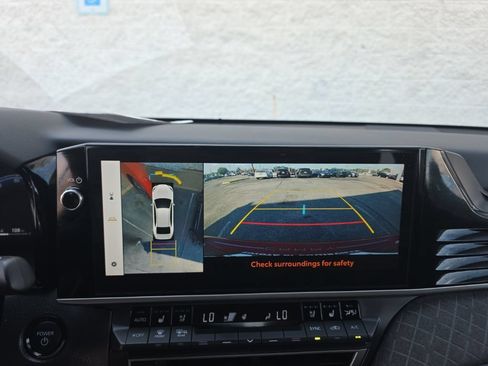 Used 2025 Toyota Camry XLE w/ Premium Plus Package FWD image 21