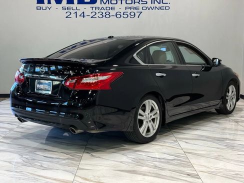 Used 2016 Nissan Altima 3.5 SL image 6