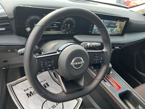 Certified 2025 Nissan Kicks SR FWD image 14