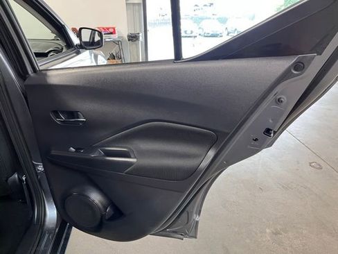 Used 2023 Nissan Kicks SV FWD image 15
