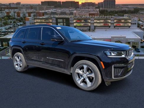 New 2026 Jeep Grand Cherokee Limited AWD/4WD image 1