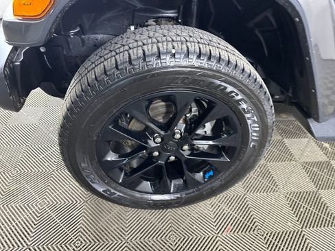 Used 2023 Jeep Wrangler Unlimited Sahara w/ Cold Weather Group image 9