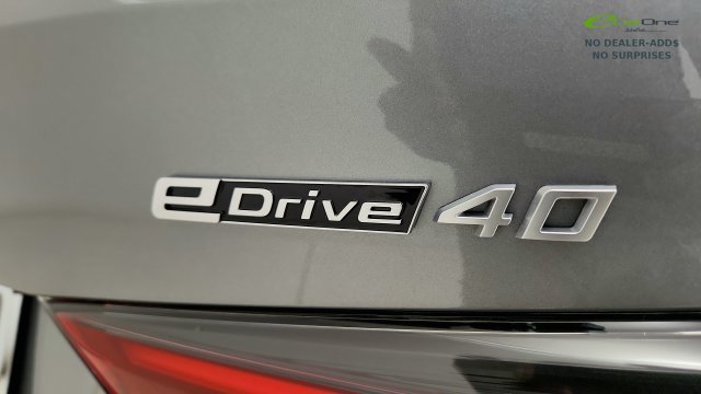 Used 2024 BMW i4 eDrive40 w/ Premium Package RWD image 39