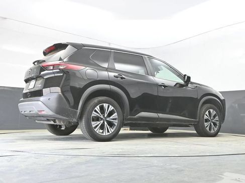 Used 2023 Nissan Rogue SV AWD/4WD image 29