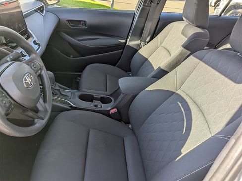 Certified 2025 Toyota Corolla LE image 10