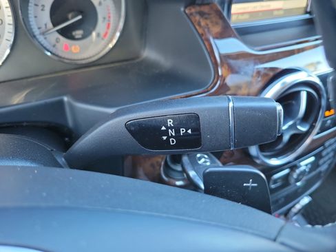 Used 2013 Mercedes-Benz GLK 350 4MATIC image 31