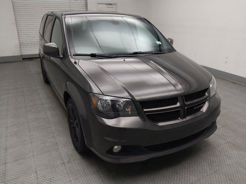 Used 2019 Dodge Grand Caravan GT FWD image 13