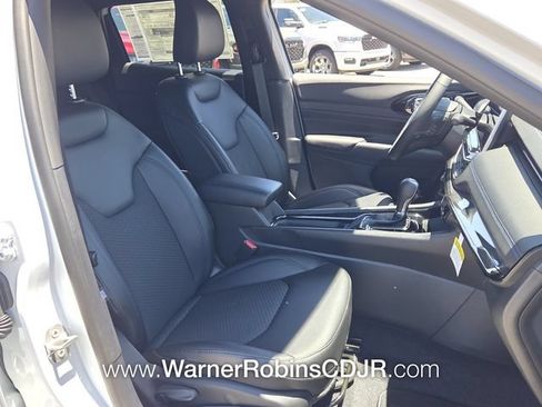 New 2026 Jeep Compass Latitude AWD/4WD image 16