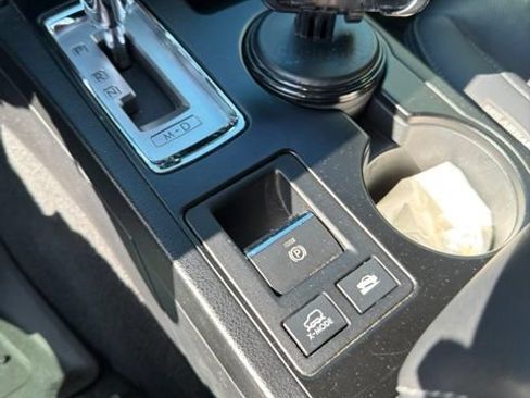 Used 2016 Subaru Outback 2.5i Limited AWD/4WD image 16