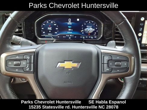 Certified 2022 Chevrolet Silverado 1500 High Country w/ Technology Package AWD/4WD image 12