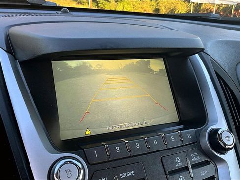 Certified 2017 Chevrolet Equinox LS image 14