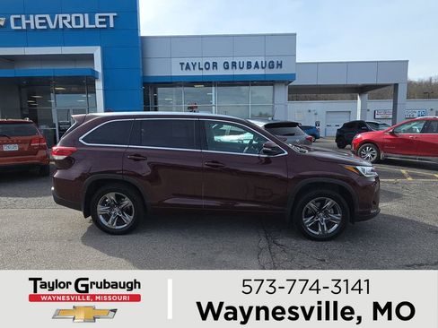 Used 2019 Toyota Highlander Limited Platinum image 1