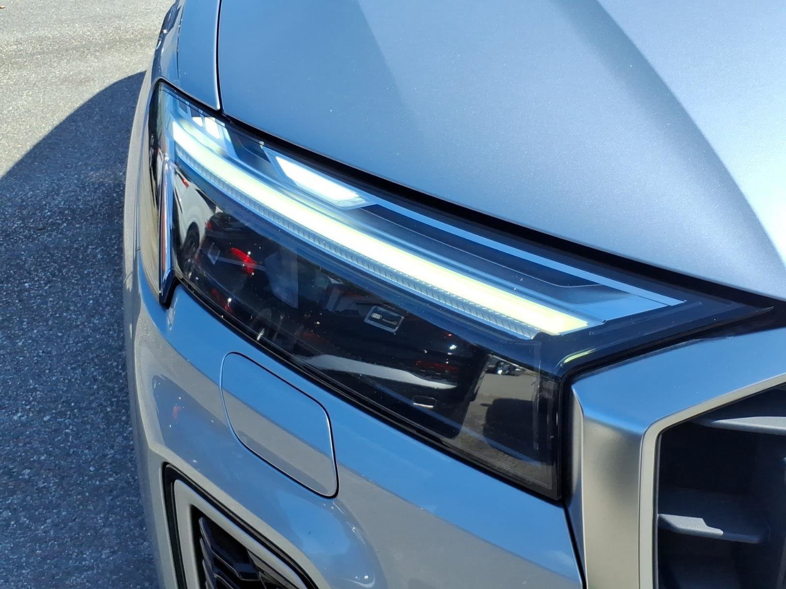 Certified 2025 Audi Q7 3.0T Premium Plus AWD/4WD image 6