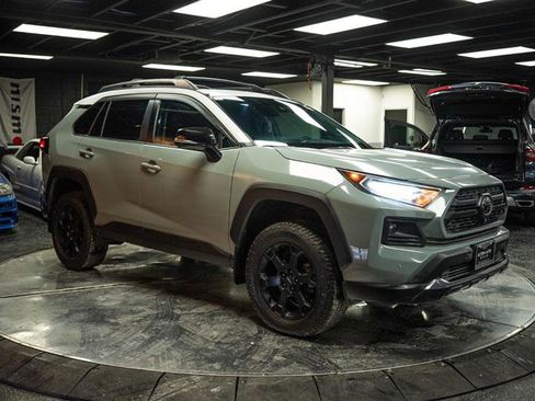 Used 2020 Toyota RAV4 TRD Off-Road image 5