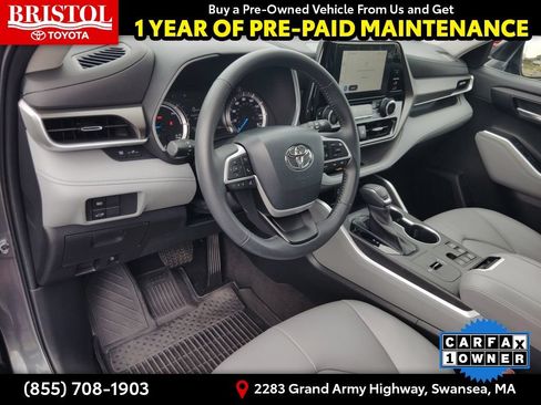 Used 2023 Toyota Highlander XLE AWD/4WD image 14