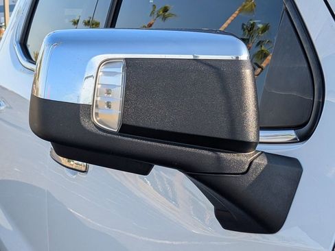Used 2019 Chevrolet Silverado 1500 LTZ image 12