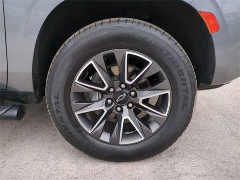 Certified 2021 Chevrolet Tahoe Z71 w/ Luxury Package image 11