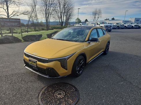 New 2026 Kia K4 GT-Line Turbo image 1