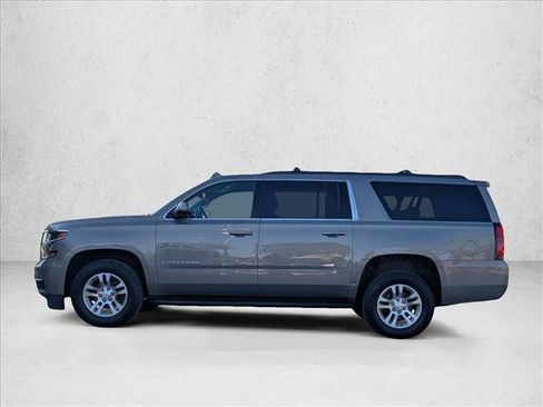 Used 2018 Chevrolet Suburban LS AWD/4WD image 8