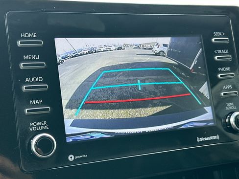 Used 2023 Toyota Camry SE image 18