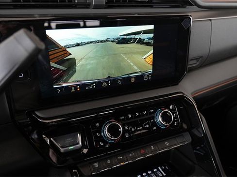 Used 2026 GMC Sierra 2500 AT4 w/ AT4 Premium Plus Package image 23