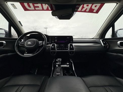 Used 2021 Kia Sorento SX image 31