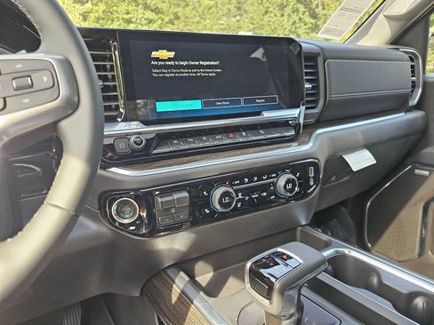 New 2026 Chevrolet Silverado 1500 LT Trail Boss w/ Safety Package AWD/4WD image 31