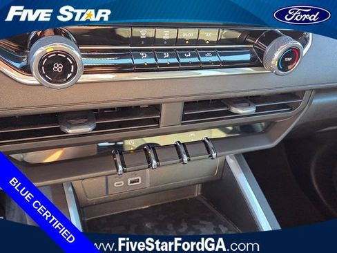 Used 2024 Chevrolet Colorado Trail Boss w/ Technology Package AWD/4WD image 22