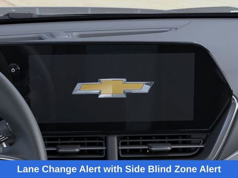 New 2026 Chevrolet Trax LT w/ Driver Confidence Package image 21