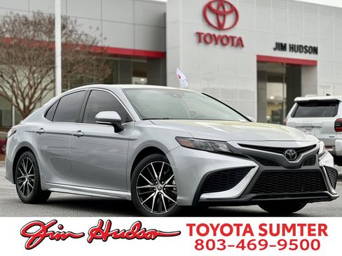 Used 2024 Toyota Camry SE w/ Convenience Package image 1