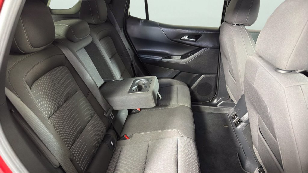Certified 2026 Chevrolet Equinox LT w/ Safety and Technology Package FWD image 30
