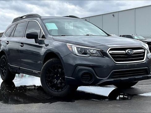 Used 2018 Subaru Outback 2.5i AWD/4WD image 2