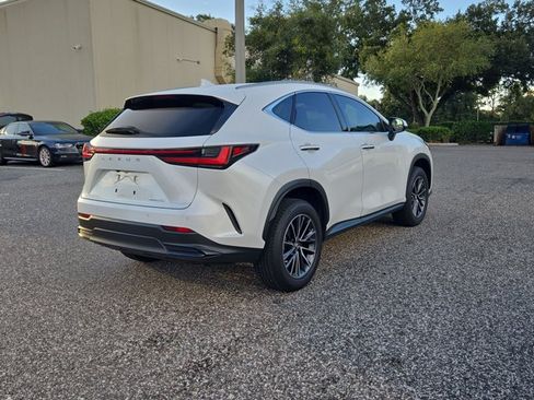 Used 2025 Lexus NX 250 FWD w/ Towing Package (2000 Lbs) image 5